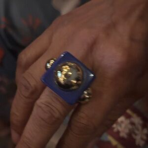 Elegant Blue and Gold Women's Ring